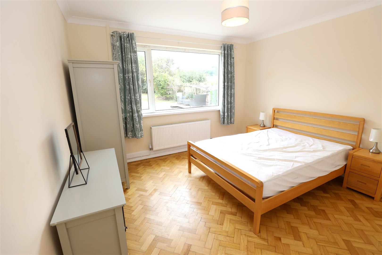 10 Downs View Close, Aberthin, Cowbridge, CF71 7HG